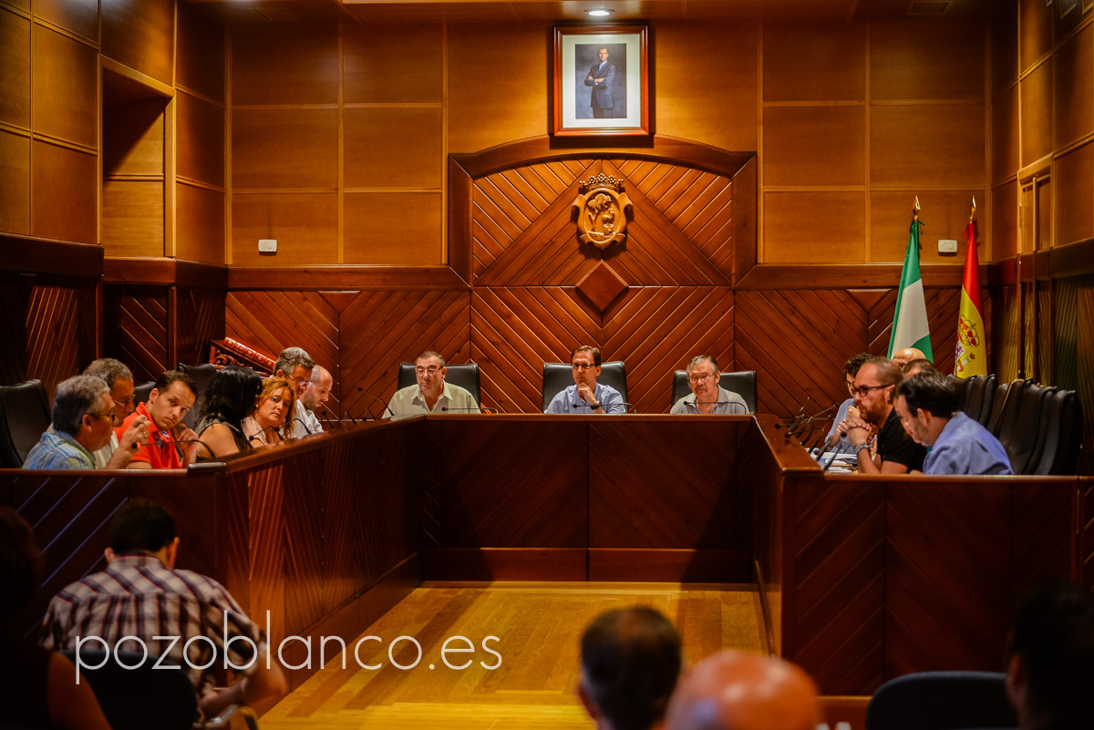 El Ayuntamiento adjudica los contratos de limpieza por un importe de 622.123 euros 1