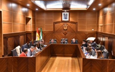 El equipo de Gobierno aprueba un presupuesto de más de 18 millones de euros dirigido a creación de empleo, políticas sociales e inversiones