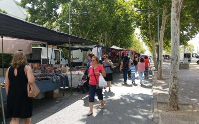 Solicitudes para 24 puestos de venta vacantes en el Mercadillo