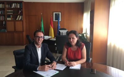 El alcalde y la delegada de Fomento abordan distintos aspectos de vivienda e infraestructuras.