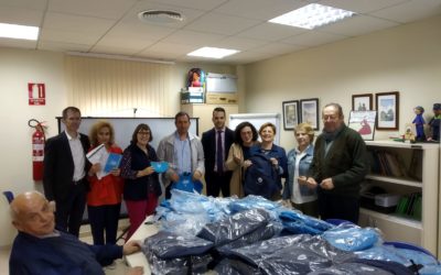 Las asociaciones de la Plataforma de Coordinación Sociosanitaria reciben más de 80 mochilas para escolares