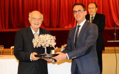 El alcalde ensalza la trayectoria y el legado del catedrático  pozoalbense Juan del Rey Calero en el Círculo de la Amistad