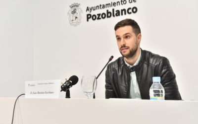 El Ayuntamiento celebra el Día de la Biblioteca con un mercadillo solidario para recaudar material escolar