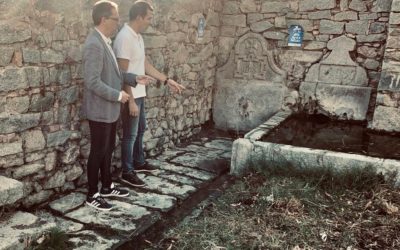 El Ayuntamiento inicia el plan de mejora de la histórica fuente pública de La Guizuela y de su entorno