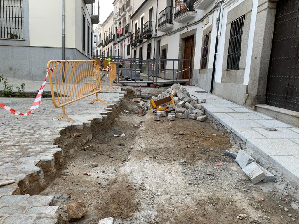 El Ayuntamiento paraliza las obras del PER durante el periodo de recogida de la aceituna 1