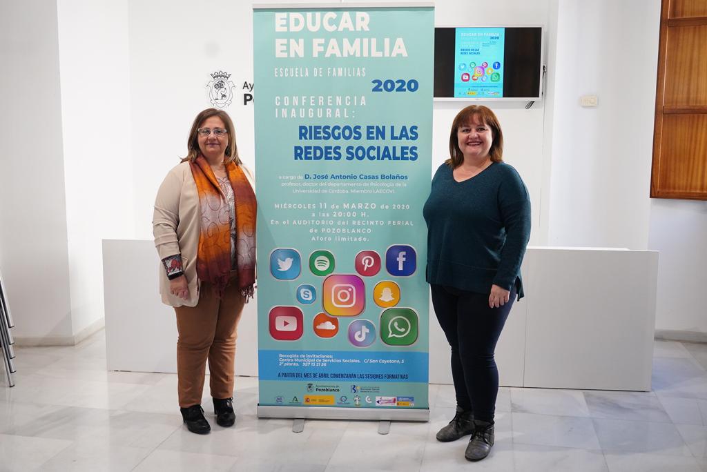 La Escuela de Familias de Pozoblanco se inaugura con una conferencia sobre riesgos en las redes sociales 1