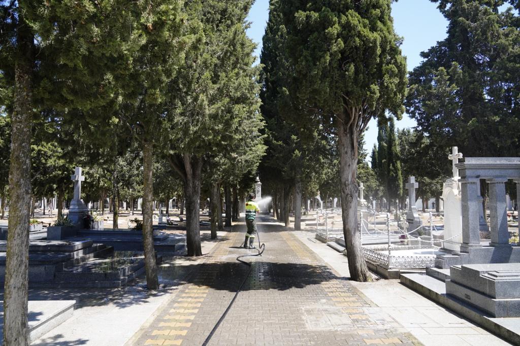 El Cementerio de Pozoblanco reabrirá sus puertas al público a partir del lunes 18 con su horario habitual 1