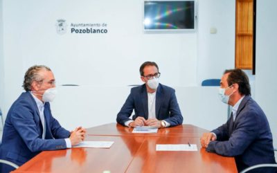 El Ayuntamiento, la fundación Ricardo Delgado Vizcaíno  y fundación PRODE renuevan el convenio de El Dehesafío