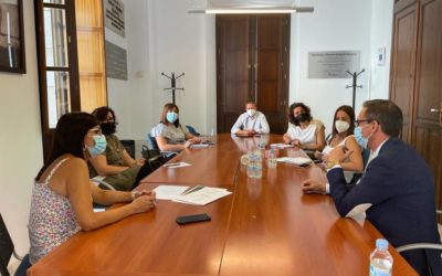 El Ayuntamiento repartirá 25.000 mascarillas a los escolares y coordina con los centros una vuelta segura a las aulas