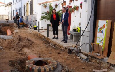 El Ayuntamiento reforma las calles Santa Lucía y San Ignacio de Loyola y anuncia obras en la calle San Juan Bosco y en el cuartel de la Guardia Civil