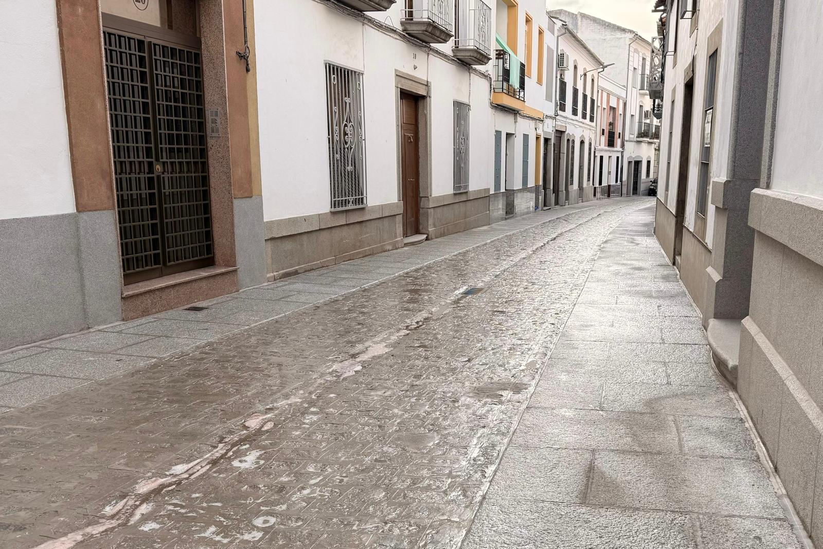 Abierto al tráfico el primer tramo de la calle San Juan Bosco tras las obras de remodelación integral