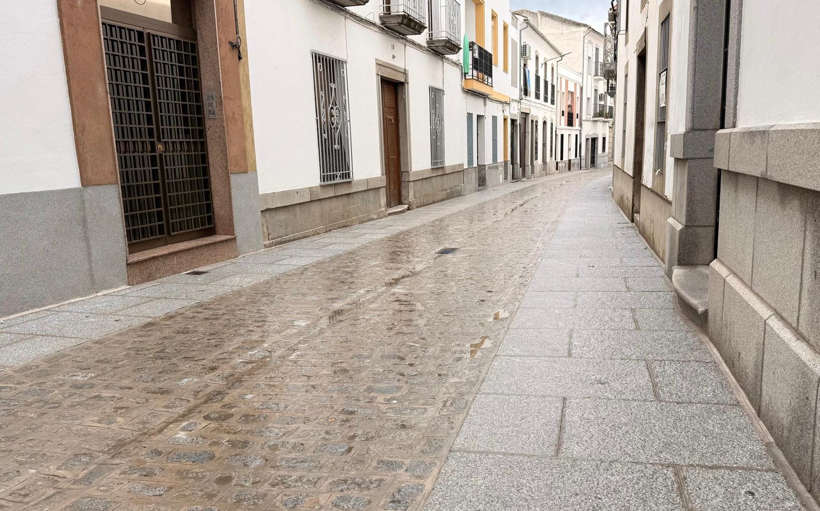 Abierta al tráfico la calle San Juan Bosco tras la finalización de remodelación integral
